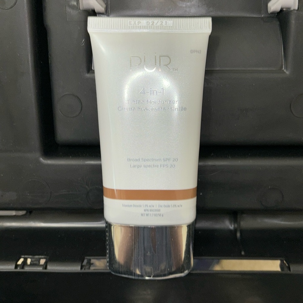 PUR 4-in-1 tinted moisturizer, broad spectrum SPF 20, shade DPN2
